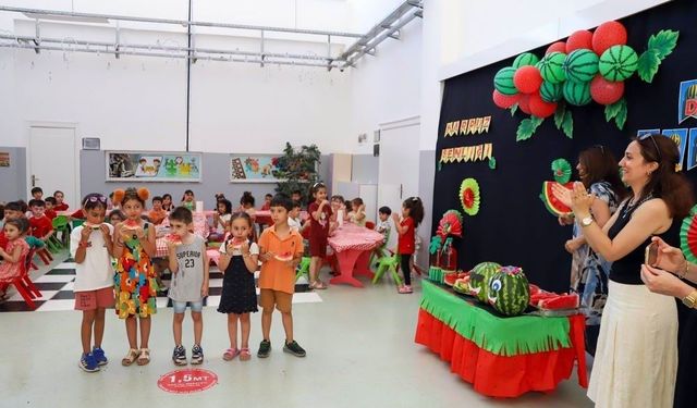 Diyarbakır’da Çocuklar Karpuz Şenliğinde Buluştu