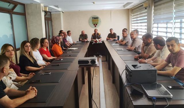 TMO Genel Müdür Yardımcısı Cihan Soyalp, Bismil’deki Lisanslı Depolarda İncelemelerde Bulundu