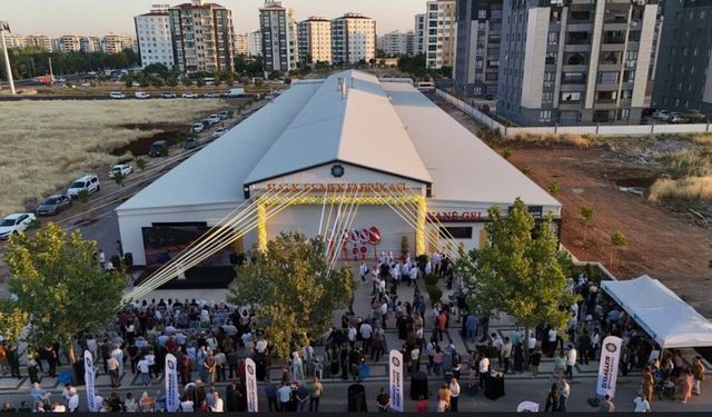 Diyarbakır’da Halk Ekmek Fabrikası açıldı: 210 gram ekmek 10 TL