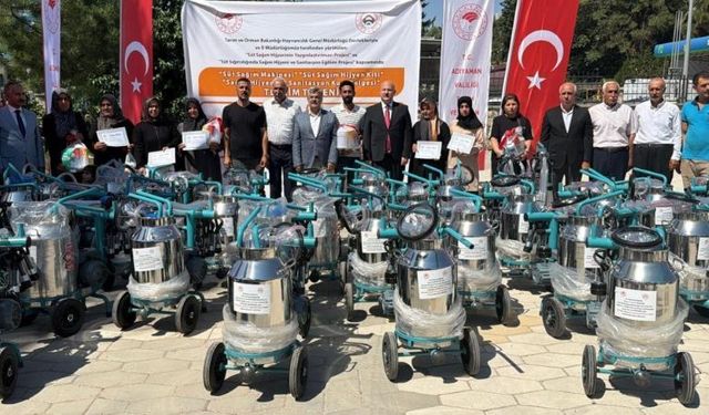 İki Dev Proje Kapsamında Üreticilere 109 Süt Sağım Makinesi Dağıtıldı