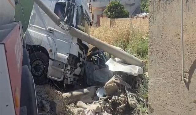 Tankerin Çarpıp Sürüklediği Otomobilin Sürücüsü Hastanede Hayatını Kaybetti