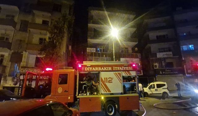 Havuzda Hareketsiz Bulundu, Hastanede Yaşam Savaşını Kaybetti