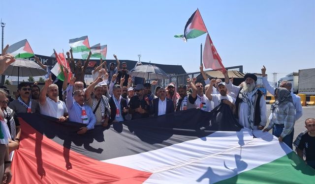 Filistin Konvoyu 6 Günlük Bekleyişin Ardından Türkiye Döndü