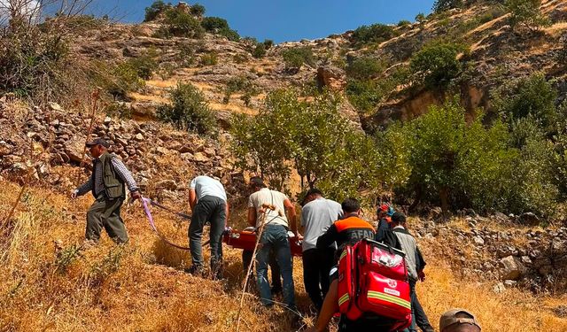 Şırnak’ta yaralı vatandaşa zorlu arazide kurtarma operasyonu