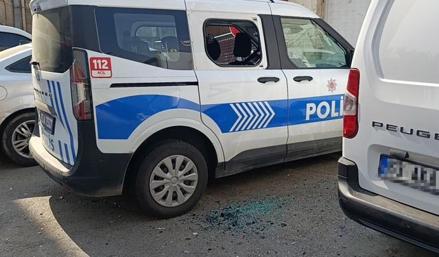 Polis Aracına Bıçakla Saldıran Şahıs Tutuklandı