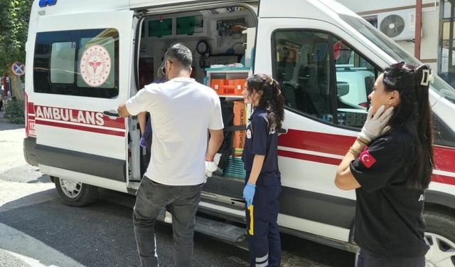 Bıçaklı Saldırıya Uğrayan Şahıs Yaralandı
