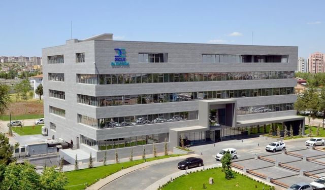 Dicle Elektrik Bursuyla Yüzlerce Öğrenciye Destek