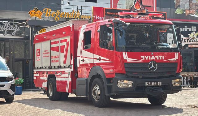 Gaziantep'te lokanta bacasında yangın çıktı
