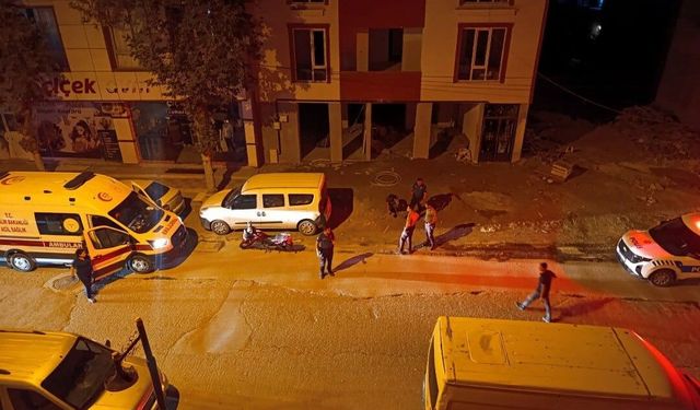 Sokakta saldırıya uğrayan genç yaralandı