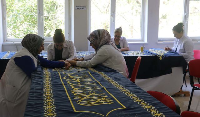 Diyarbakır’da İlmek İlmek Tarih: 3. Selim’in Örtüsü Dokunuyor!