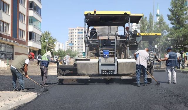 Kayapınar’a 42 bin ton asfalt serecek; Darısı Bismil’in başına