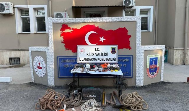 İzinsiz Kazıya Suçüstü: 4 Şüpheli Yakalandı
