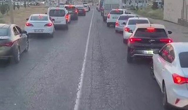 Diyarbakır’da sürücülerden itfaiyeye örnek davranış