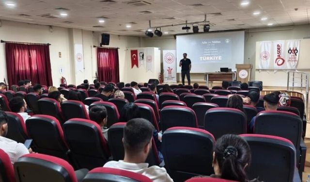 Evlilik Hazırlığı Yapan Gençlere Kapsamlı Eğitim Programı