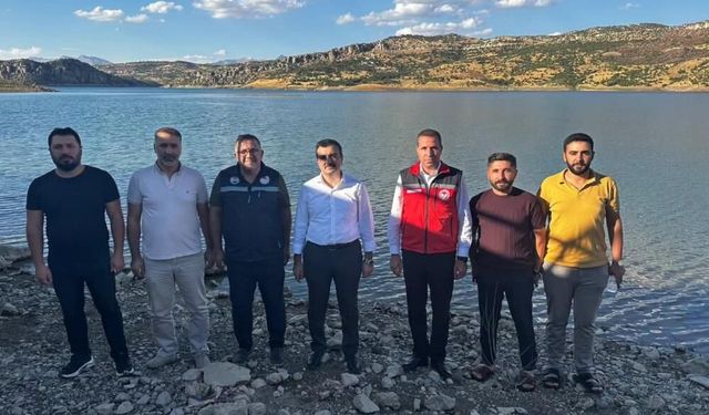 Diyarbakır'da Su Kaynakları Balıklandırılıyor: Kıralkızı Barajı'na Şabut ve Sazan Bırakıldı