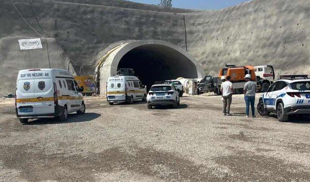 Tünelde Demir Esnemesi Sonucu İş Kazası: 1 İşçi Hayatını Kaybetti