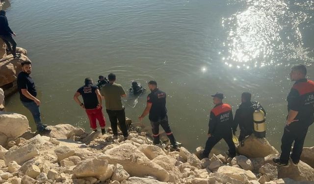 Serinlemek İçin Girdiği Çayda Can Verdi: 17 Yaşındaki Genç Boğuldu