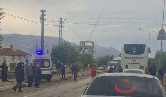 Yolun karşısına geçmek isterken otobüs çarptı: 1 yaralı
