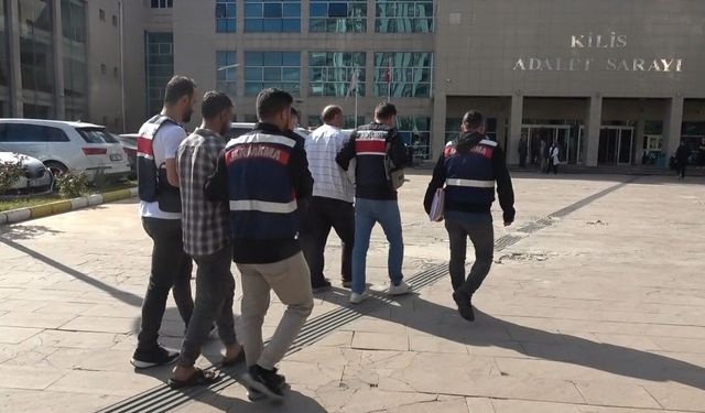 İki kentte eş zamanlı DEAŞ operasyonu: 2 gözaltı