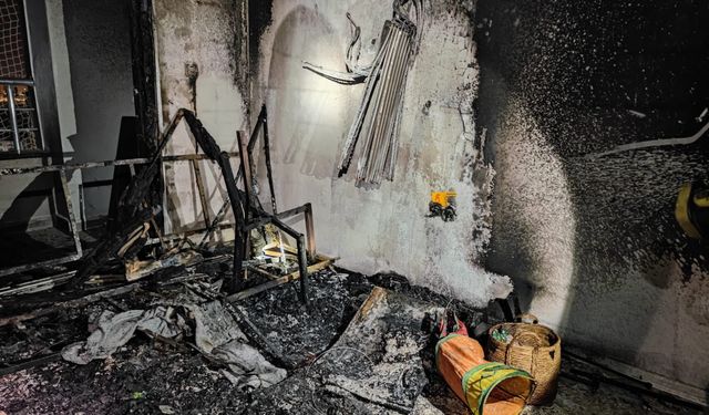 Rezidansın üst katında çıkan yangın can aldı