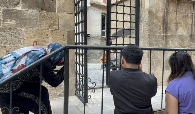 Asırlık Tarihiyle Dikkat Çeken Fırfırlı Camisi Fotoğraf Sanatçılarının İlgi Odağı Oldu