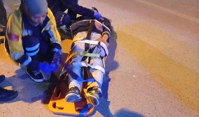 Motosiklet sürücüsü direksiyon kontrolünü kaybedince kaza yaptı