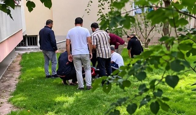 İkinci kattan düşen 17 yaşındaki kız tedavi altına alındı