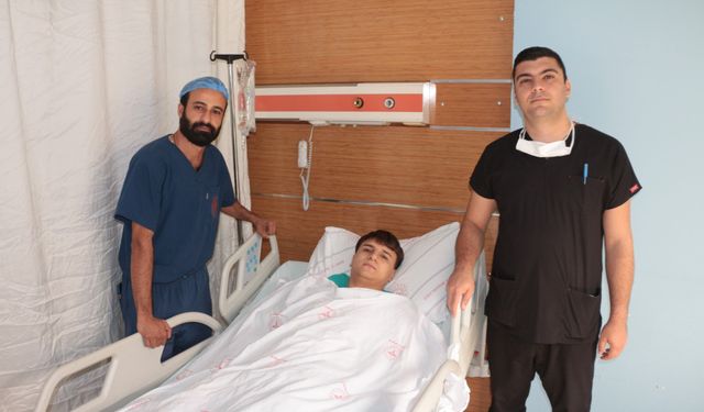 3 yıllık ağrının nedeni ultrasonda çıkmadı, muayenede bulundu