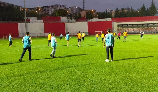 Şırnak'ta koruma altındaki çocuklar futbol sahasında buluştu