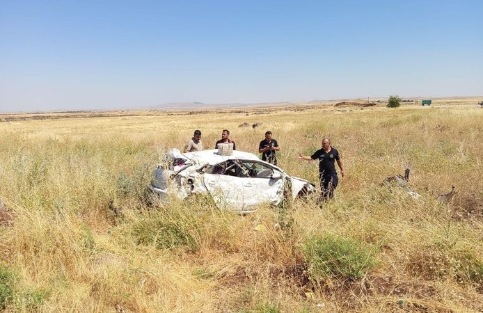 Otomobil Şarampole Devrildi: Aynı Aileden 5 Yaralı