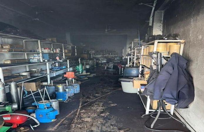 Diyarbakır'da Çıkan Yangında Bir İş Yeri Küle Döndü