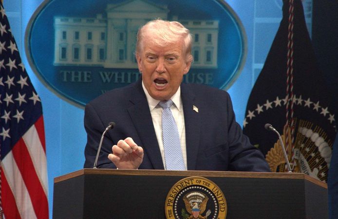 Trump: İran'ın İHA Saldırısı Ateşkesi İhlal Etti