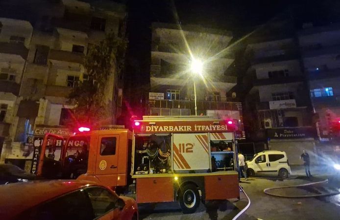 Havuzda Hareketsiz Bulundu, Hastanede Yaşam Savaşını Kaybetti