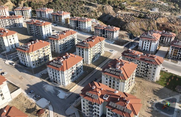 Deprem bölgesinde 455 bin 357 bağımsız bölüm teslim edildi
