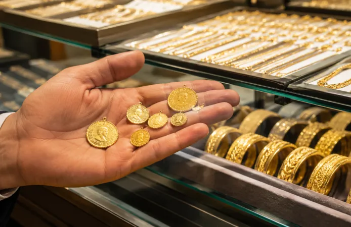 Altında son durum: Gram ve çeyrek altın kaç TL oldu?