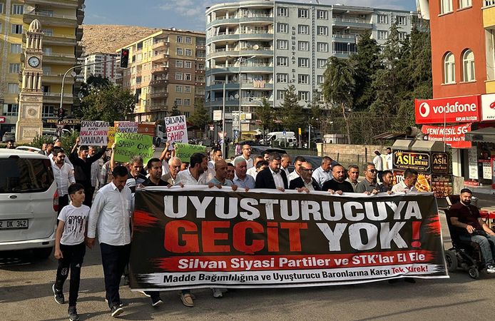 Silvan’dan uyuşturucuya ortak tepki: Siyasi partiler ve STK’lar tek yürek oldu