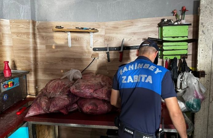 Zabıtadan Geçit Yok: 500 Kilo Uygunsuz Et İmha Edildi