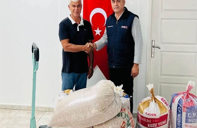 Samsat Belediyesi Karakılçık Buğdayını Üniversiteye Hibe Etti