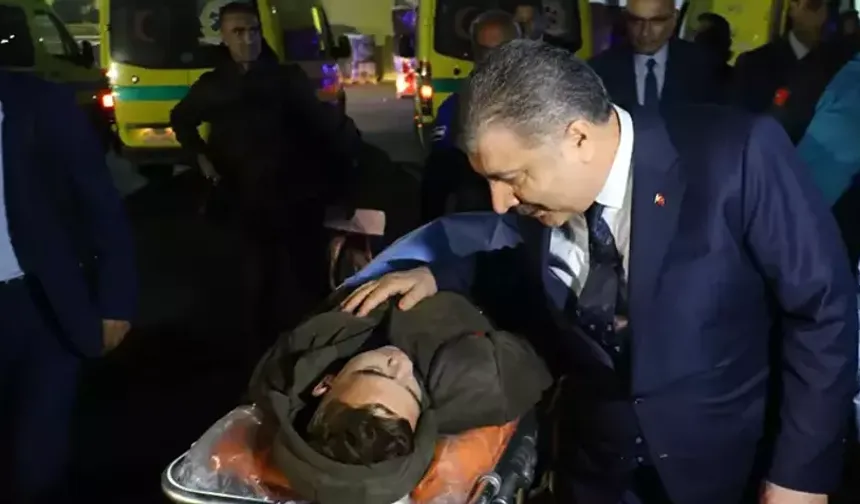 Gazze'deki hastaların Türkiye'ye getirilmesi için Sağlık Bakanından açıklama