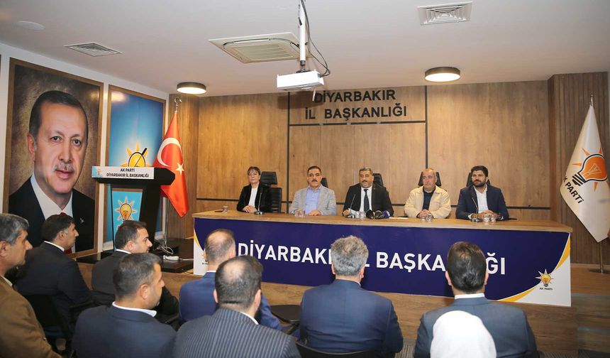 AK Parti Diyarbakır İl Başkanı Ocak, görevi devraldı