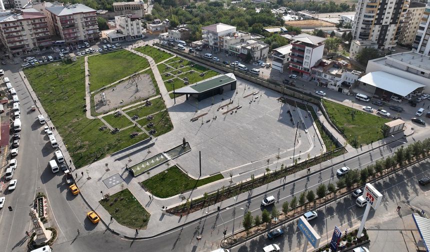 Diyarbakır’ın bir ilçesinde daha Kent Meydanı tamamlandı