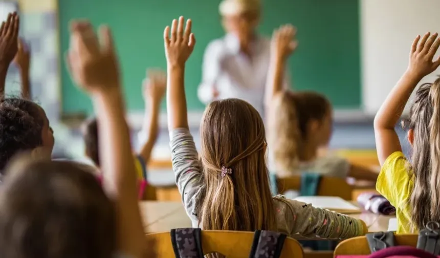 Öğretmen Adaylarının Beklediği Akademi Giriş Sınavı Detayları Açıklandı