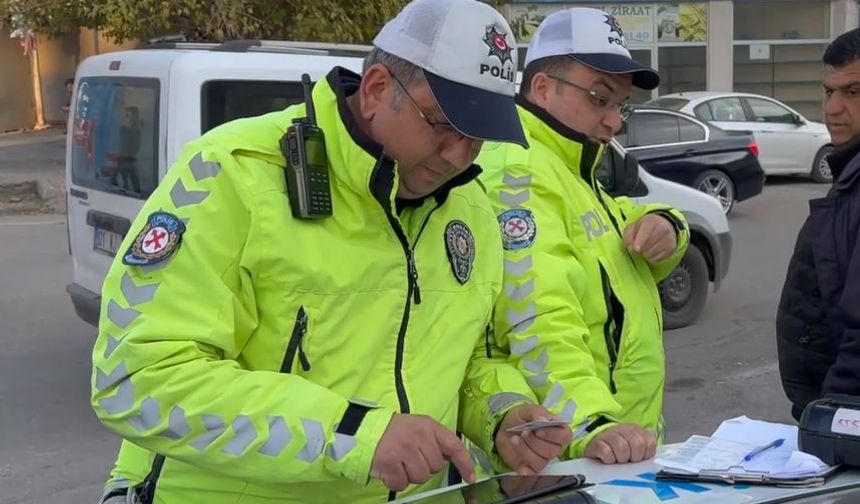 Üst geçidi kullanmayan 23 kişiye para cezası kesildi