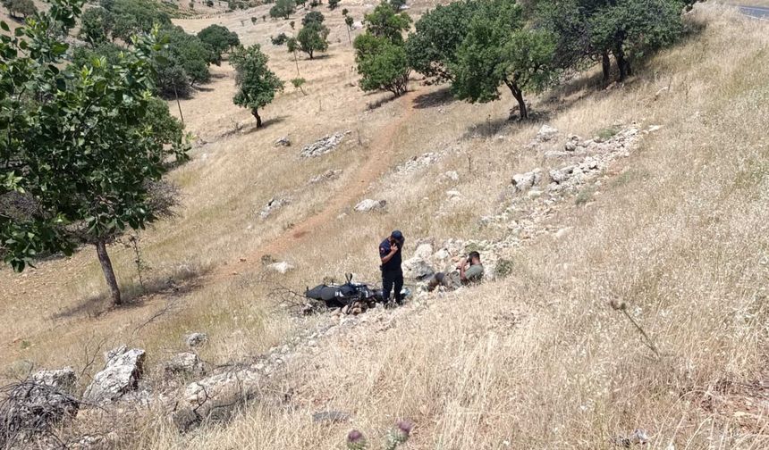 Diyarbakır'da devrilen motosikletin sürücüsü yaralandı