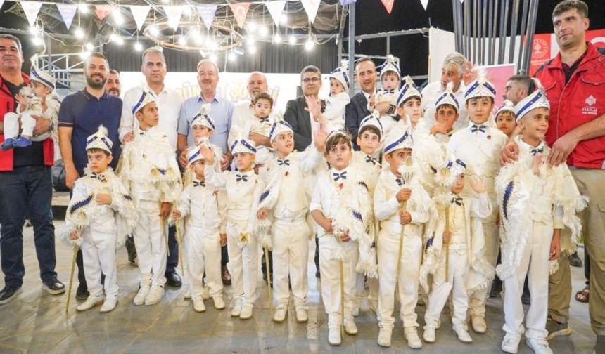 529 Yıllık Vakıf Geleneği Sürdürülüyor: Toplu Sünnet Töreni Gerçekleştirildi