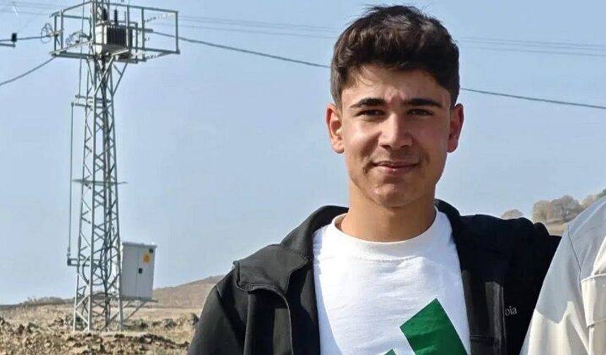 Diyarbakır'da 16 Yaşındaki Çocuktan 5 Gündür Haber Alınamıyor! Ailesinden Yardım Çağrısı