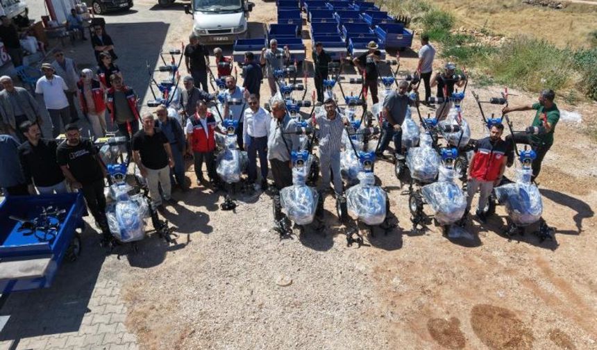 Diyarbakır'da 30 Üreticiye Makine ve Ekipman Dağıtıldı