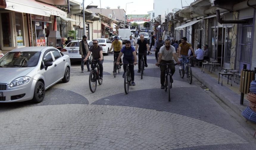 Diyarbakır'da Bisiklet Tutkunları Dünya Bisiklet Günü İçin Pedal Çevirdi