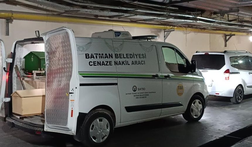 Otomobille Çarpışan 18 Yaşındaki Motosiklet Sürücüsü Hayatını Kaybetti