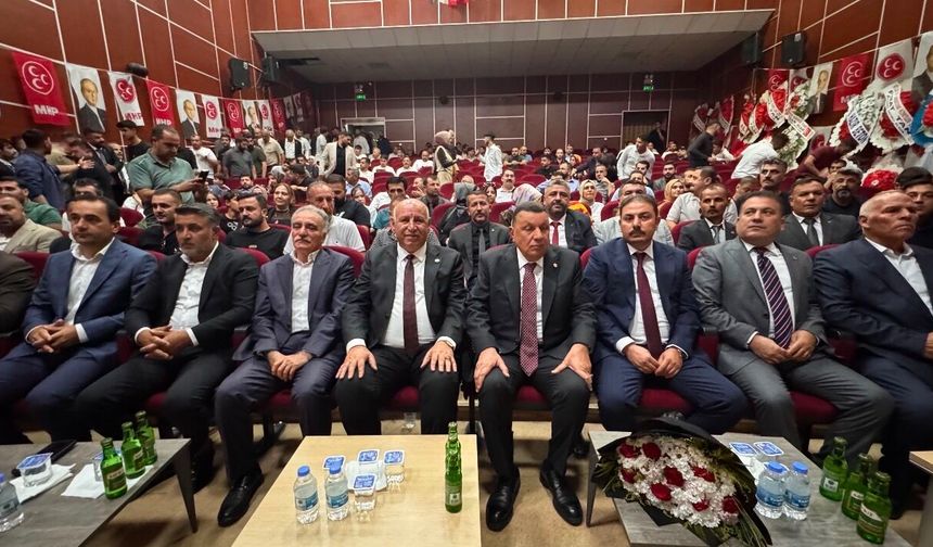 Kürtçe İsmiyle Dikkat Çeken Baver Bulut, MHP Kayapınar İlçe Başkanlığına Yeniden Seçildi